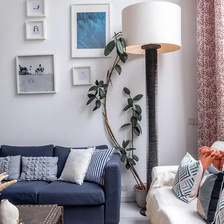 Apartament Loft D Exception Au Pied Des Champs-elysees Paryż