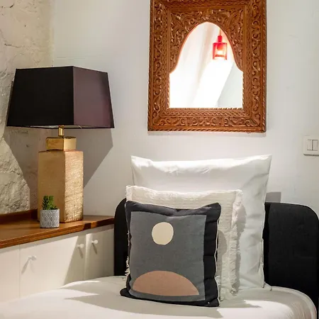 Loft D Exception Au Pied Des Champs-elysees * Paryż