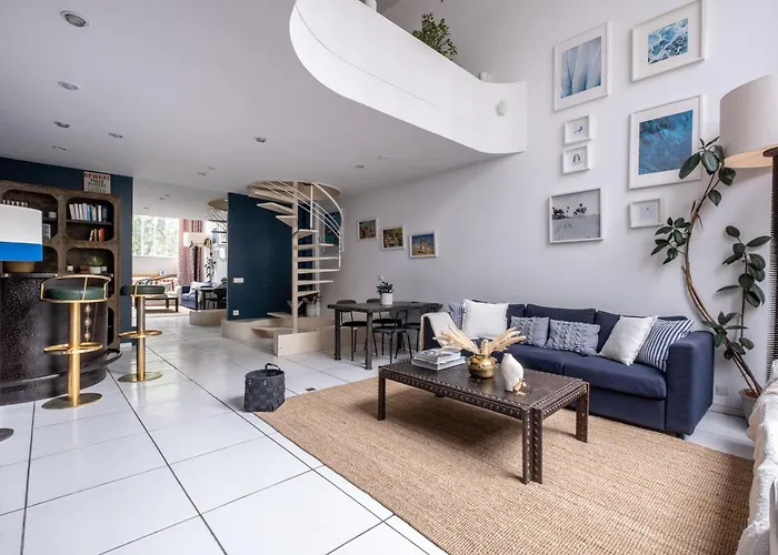 Loft D Exception Au Pied Des Champs-elysees 파리