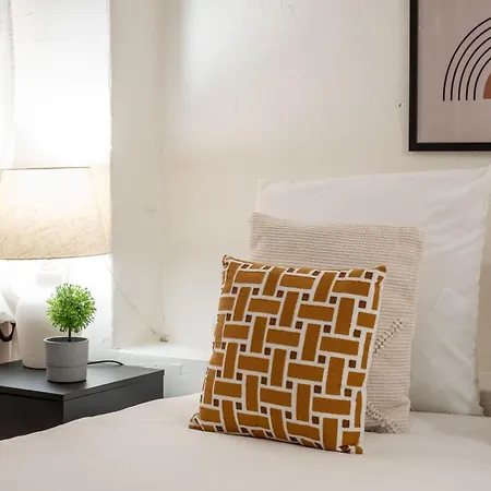 Loft D Exception Au Pied Des Champs-elysees *