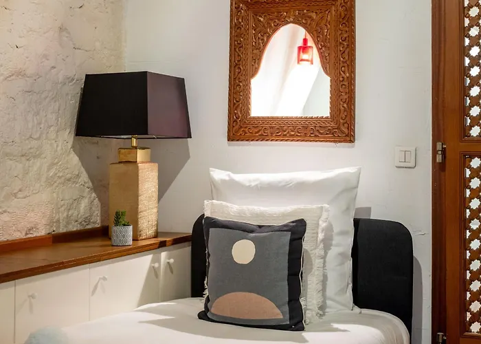 Loft D Exception Au Pied Des Champs-elysees * Paris