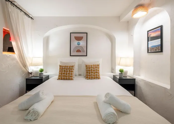 Loft D Exception Au Pied Des Champs-elysees